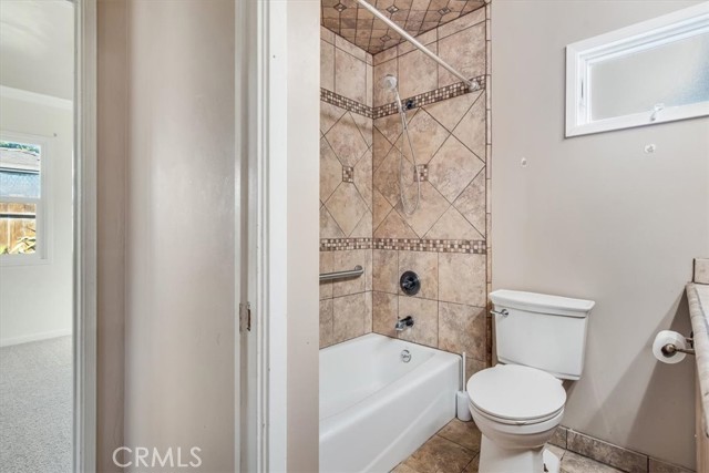 Detail Gallery Image 20 of 28 For 230 N D, Lompoc,  CA 93436 - 3 Beds | 2 Baths