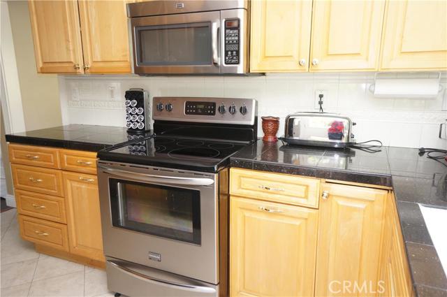 322 Dover Avenue, Brea CA: https://media.crmls.org/medias/ec062203-53c9-485c-82b5-d2af46fc512e.jpg