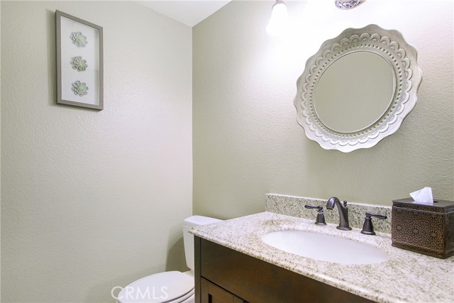 Detail Gallery Image 31 of 35 For 16402 Redwood Dr, Cerritos,  CA 90703 - 3 Beds | 3 Baths
