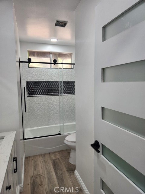 Detail Gallery Image 4 of 10 For 10535 La Canada, Sunland,  CA 91040 - 3 Beds | 2 Baths