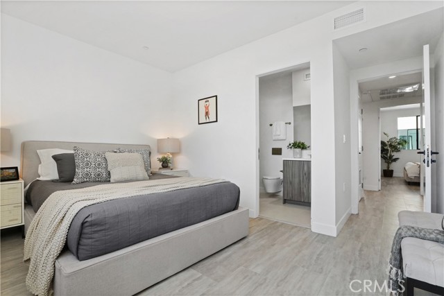 6719 N Galie, Van Nuys, CA, 91411 6719 N Galie, Van Nuys, CA, 91411