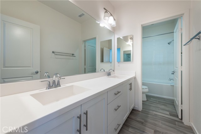 Detail Gallery Image 21 of 26 For 28 Fuchsia, Lake Forest,  CA 92630 - 4 Beds | 3 Baths