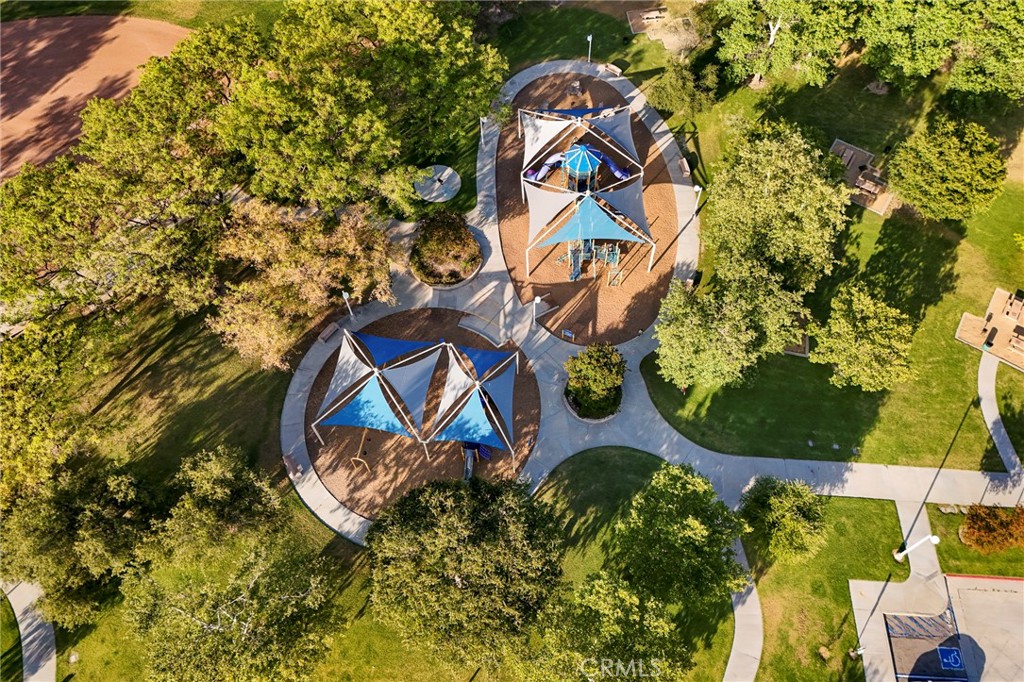 https://media.crmls.org/medias/ec0a2858-897b-4b25-8945-82d018fbaae1.jpg?preset=X-Large