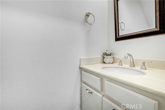 Detail Gallery Image 14 of 25 For 20940 Judah Ln #17,  Newhall,  CA 91321 - 3 Beds | 2 Baths