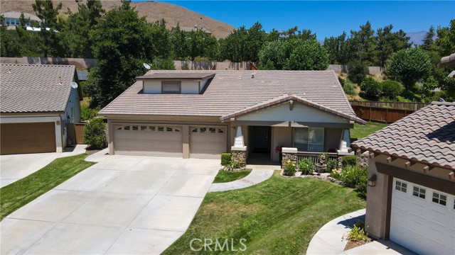 Detail Gallery Image 1 of 1 For 11739 Wickford Pl, Yucaipa,  CA 92399 - 3 Beds | 3 Baths