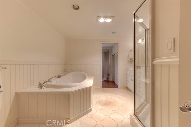 Detail Gallery Image 29 of 58 For 4771 Vista De Oro, Woodland Hills,  CA 91364 - 6 Beds | 4/1 Baths