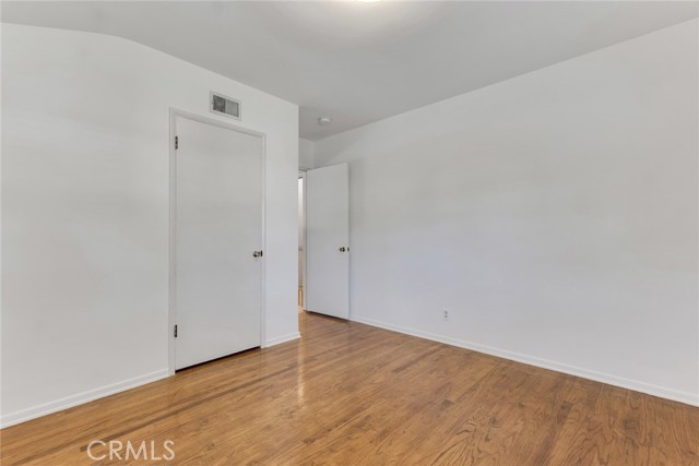 Detail Gallery Image 23 of 37 For 15930 Tuba St, North Hills,  CA 91343 - 3 Beds | 2 Baths