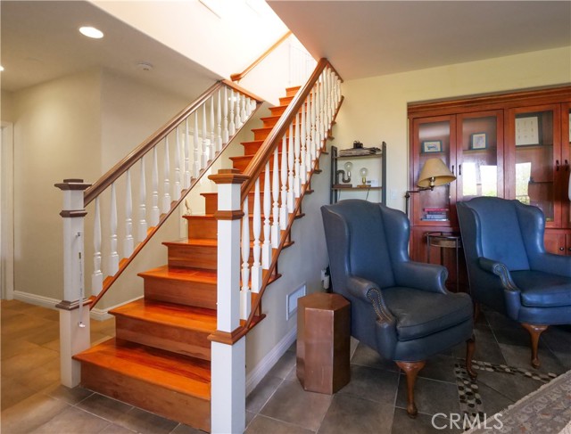 345 Palos Verdes W Drive, Palos Verdes Estates CA: https://media.crmls.org/medias/ec0cc112-456c-439c-9285-6600be5b1993.jpg
