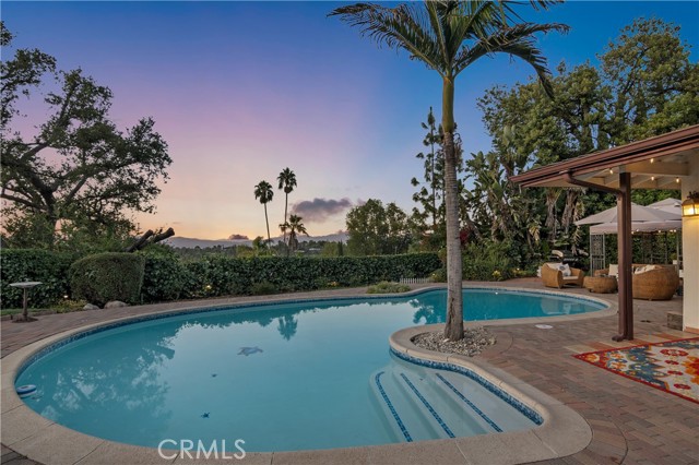 Detail Gallery Image 42 of 43 For 3701 Royal Meadow, Sherman Oaks,  CA 91403 - 4 Beds | 3 Baths