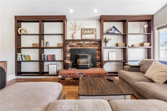 Image 7 of 54 For 1825 Smoke Tree