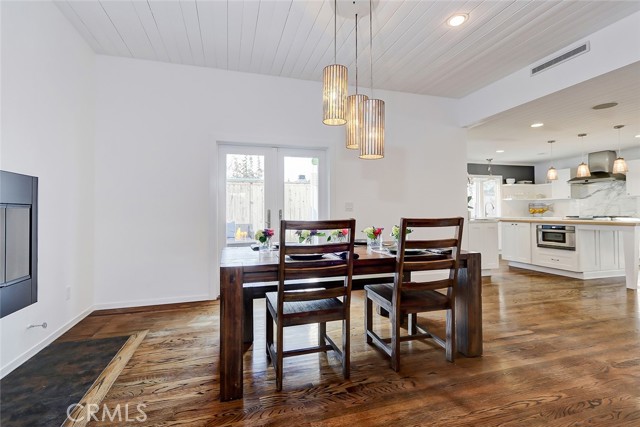 1146 18th Street, Manhattan Beach, California 90266, 4 Bedrooms Bedrooms, ,2 BathroomsBathrooms,Residential,Sold,18th,SB22027666