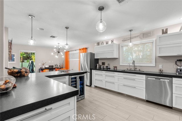 3051 Gertrude Avenue, La Crescenta CA: https://media.crmls.org/medias/ec0e0051-ff30-4411-a29d-07794a6d0df0.jpg