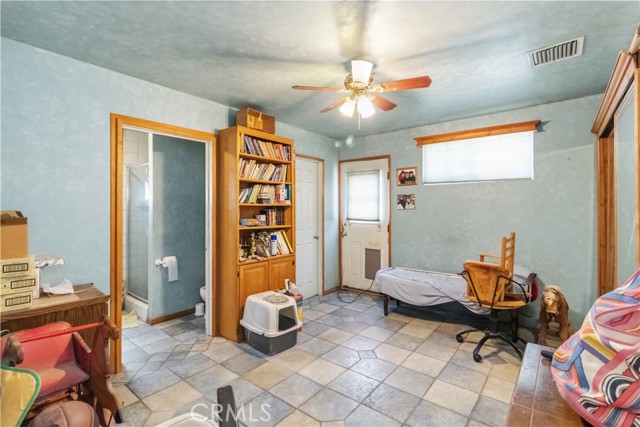 Detail Gallery Image 30 of 53 For 10457 Variel Ave, Chatsworth,  CA 91311 - 6 Beds | 5 Baths