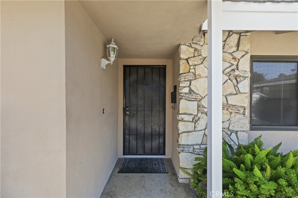 MLS #IV25235391 image #5