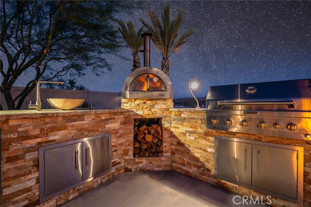 Detail Gallery Image 13 of 75 For 7935 Cibola Trl, Yucca Valley,  CA 92284 - 3 Beds | 2/1 Baths