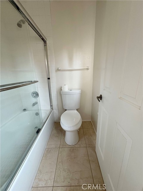 Detail Gallery Image 29 of 31 For 2018 Villa Del Lago Dr #B,  Chino Hills,  CA 91709 - 4 Beds | 2/1 Baths