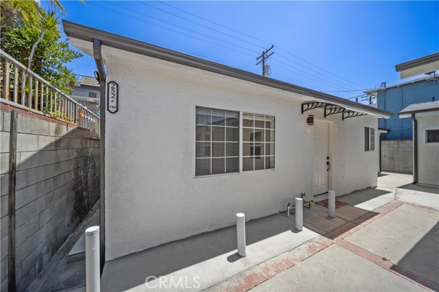 Detail Gallery Image 1 of 24 For 252 W Tujunga #102,  Burbank,  CA 91502 - 3 Beds | 2 Baths