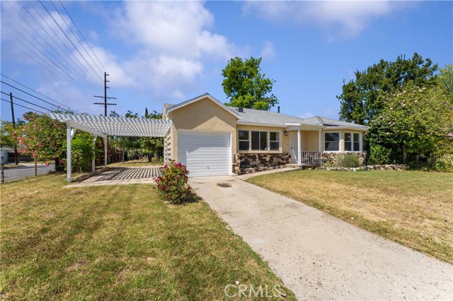 Detail Gallery Image 3 of 30 For 14259 Emelita St, Van Nuys,  CA 91401 - 3 Beds | 2 Baths