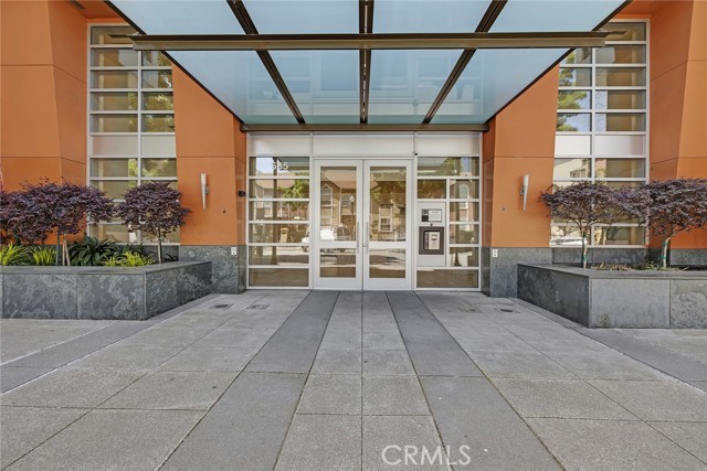 MLS: CROC25062113 Condo For Sale
