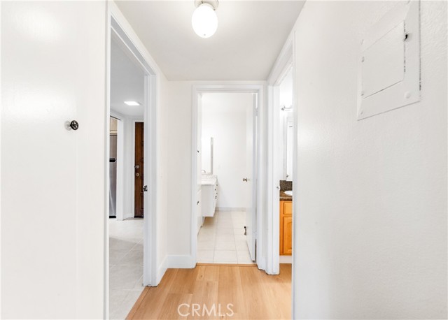 Image 26 of 62 For 6600 Warner  241