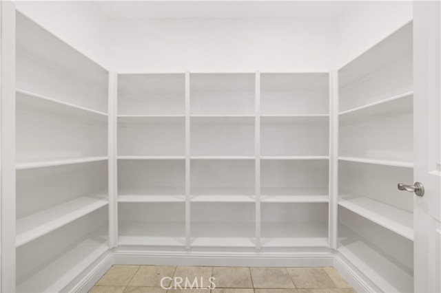 28 Caspian, Lake Forest CA: https://media.crmls.org/medias/ec12b0a9-3dcc-4c58-87aa-0947a59234a8.jpg