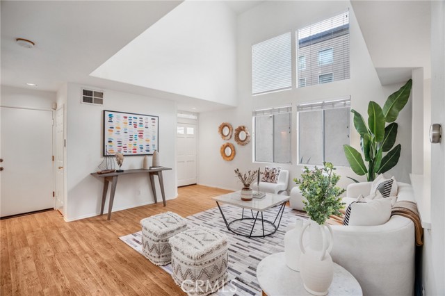 Detail Gallery Image 4 of 40 For 17814 Antherium Dr, Chino Hills,  CA 91709 - 3 Beds | 2/1 Baths