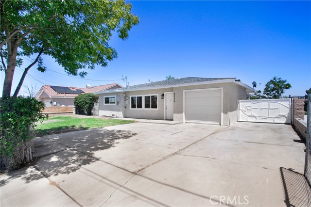 Detail Gallery Image 3 of 21 For 6236 Downey St, Jurupa Valley,  CA 92509 - 3 Beds | 1 Baths