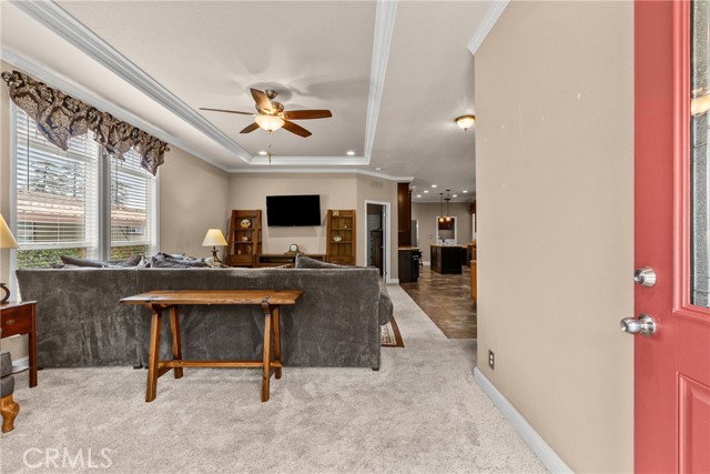 15455 Glenoaks, 481 photo 9