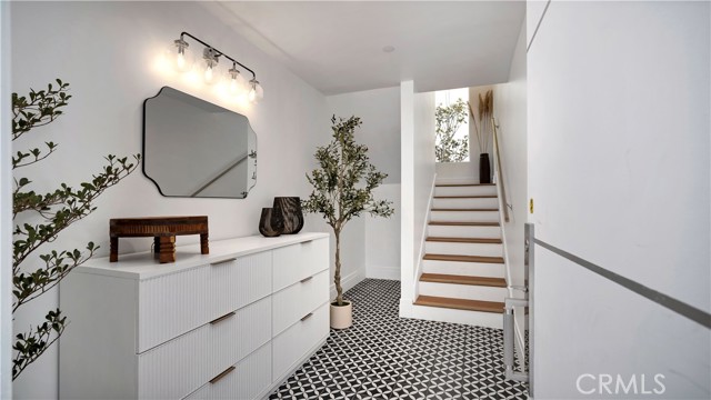 Detail Gallery Image 18 of 18 For 1351 1/2 Seward, Los Angeles,  CA 90028 - 2 Beds | 2 Baths