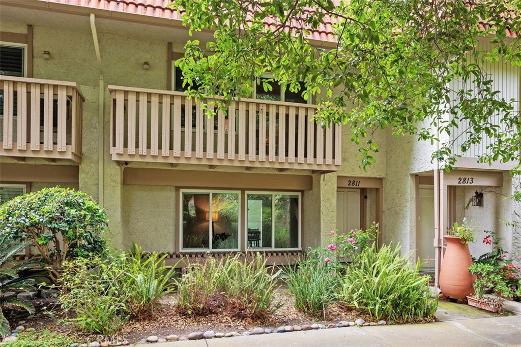 2811 Via Topacio Carlsbad, California 2811 Via Topacio