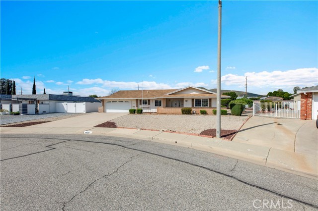 Detail Gallery Image 8 of 46 For 28057 Saint Marys, Menifee,  CA 92586 - 2 Beds | 2 Baths