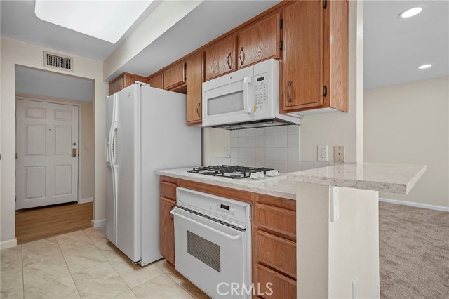Detail Gallery Image 1 of 13 For 4501 Cedros Ave #218,  Sherman Oaks,  CA 91403 - 3 Beds | 3 Baths
