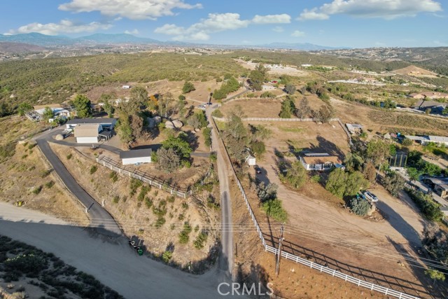 42345 De Portola Road, Temecula CA: https://media.crmls.org/medias/ec14ee4c-ed3f-4f08-84f1-b73ed6d3299e.jpg