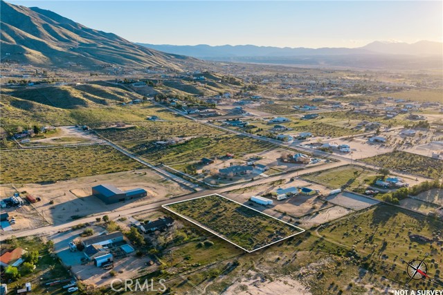 0 Moonbeam, Apple Valley CA: https://media.crmls.org/medias/ec15c905-c2d8-4493-9b5a-88d66f08b51d.jpg