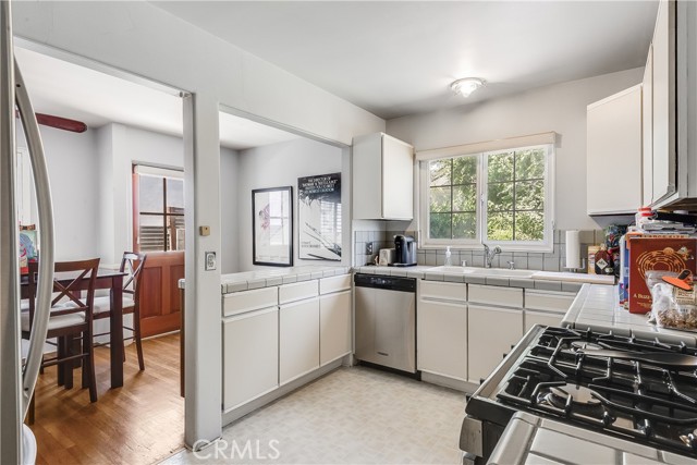 Image 9 of 20 For 3042 Glendon Avenue