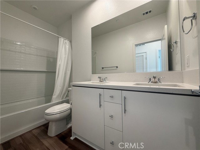 1118 W Bushell Street, Anaheim CA: https://media.crmls.org/medias/ec17404d-7b4a-4f5d-8719-8c86900dbac4.jpg