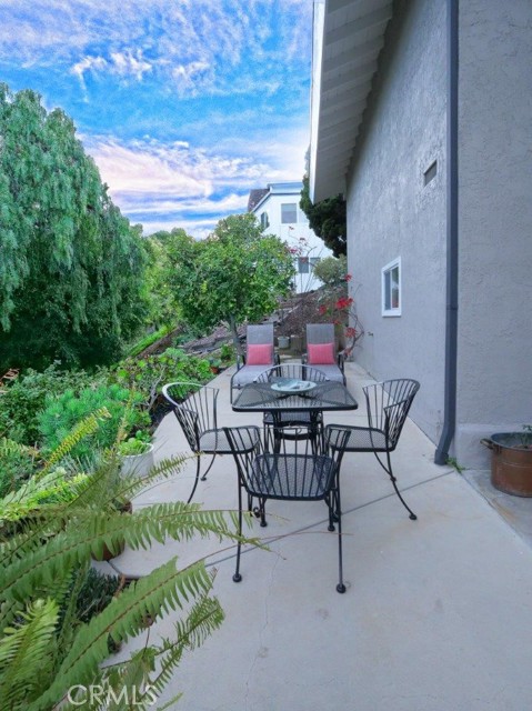 Garage Side Patio