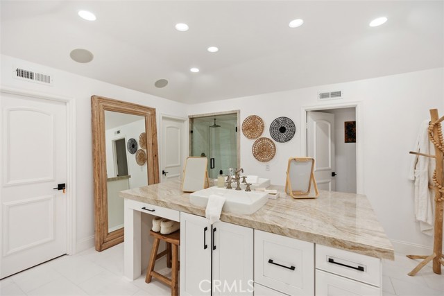 Detail Gallery Image 28 of 64 For 23 Meadow Wood Dr, Coto de Caza,  CA 92679 - 4 Beds | 4/1 Baths