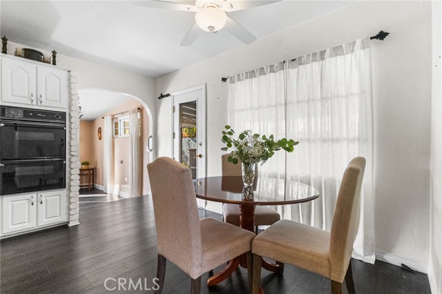 Detail Gallery Image 8 of 34 For 1817 N Hollywood, Burbank,  CA 91505 - 2 Beds | 1 Baths