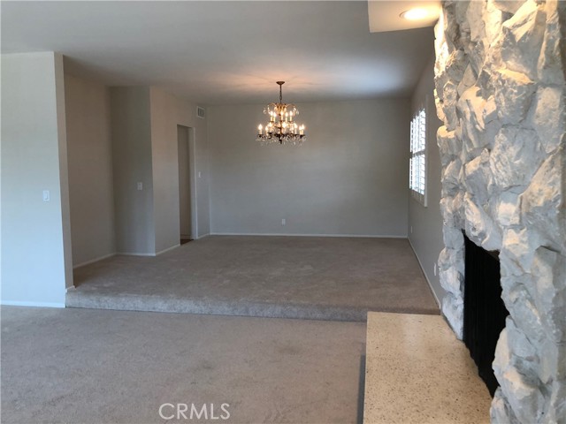 14687 Deervale Place, Sherman Oaks CA: https://media.crmls.org/medias/ec18b18f-8493-406e-b53b-ed6de2c9159a.jpg