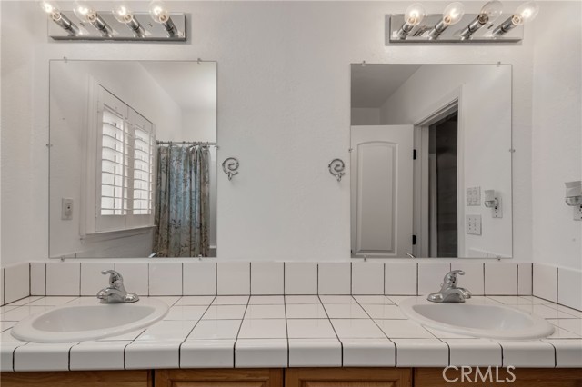 Detail Gallery Image 28 of 38 For 6303 Droxford, Lakewood,  CA 90713 - 4 Beds | 2 Baths
