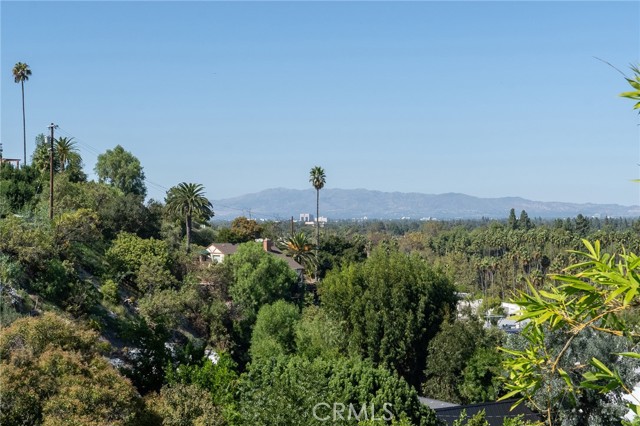 4148 Sunswept Drive, Studio City, California 91604, 5 Bedrooms Bedrooms, ,5 BathroomsBathrooms,Single Family Residence,For Sale,Sunswept,SR24236224