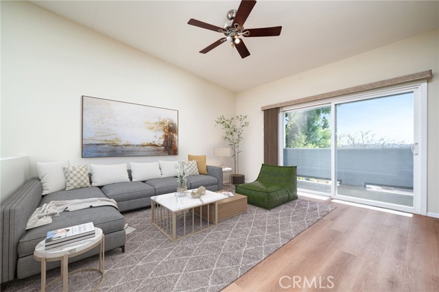Detail Gallery Image 3 of 27 For 432 W Caldwell Ct, San Dimas,  CA 91773 - 2 Beds | 2/1 Baths