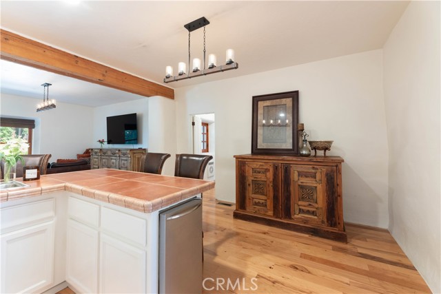 1615 Halsey Street, Redlands CA: https://media.crmls.org/medias/ec1b4f58-569b-4c92-8b8b-0afc755604d2.jpg