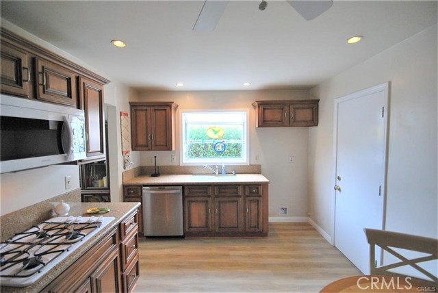 Detail Gallery Image 10 of 36 For 3603 Castle Rock Rd, Diamond Bar,  CA 91765 - 4 Beds | 2 Baths