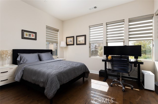 Detail Gallery Image 29 of 62 For 93 Turnstone, Irvine,  CA 92618 - 4 Beds | 4/1 Baths