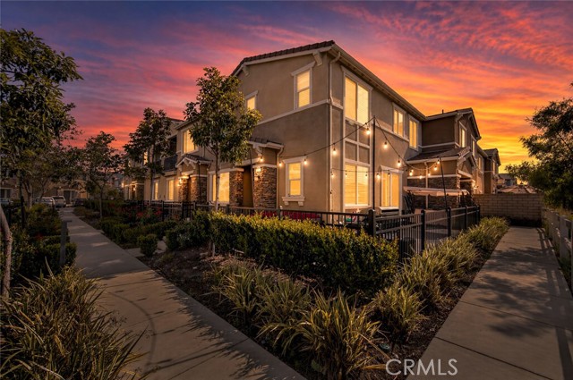 Front Image Thumbnail for CRIV26088954