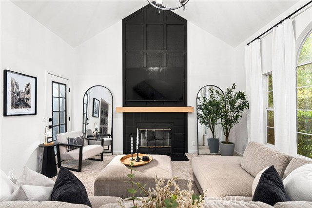 13 Noyo Court, Chico CA: https://media.crmls.org/medias/ec1cb892-98ef-4088-a579-e92baa168765.jpg
