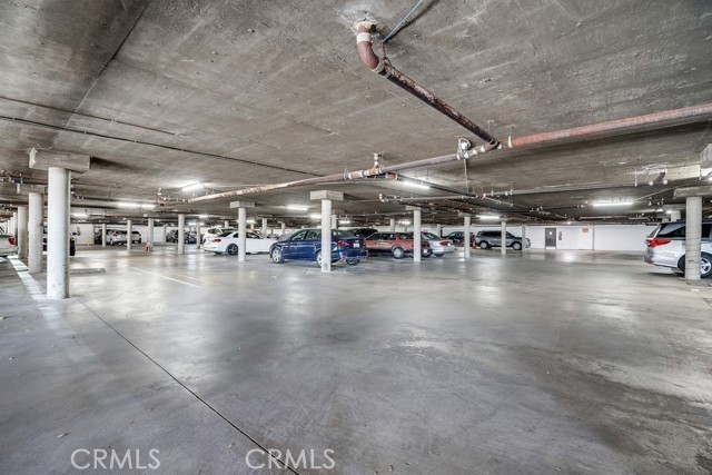 22038 Vanowen Street, Woodland Hills CA: https://media.crmls.org/medias/ec1da328-621b-437c-82e7-55811cc9f3fb.jpg