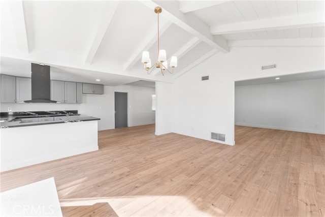 Detail Gallery Image 6 of 40 For 1423 N Terrace Rd, Rialto,  CA 92376 - 4 Beds | 2 Baths